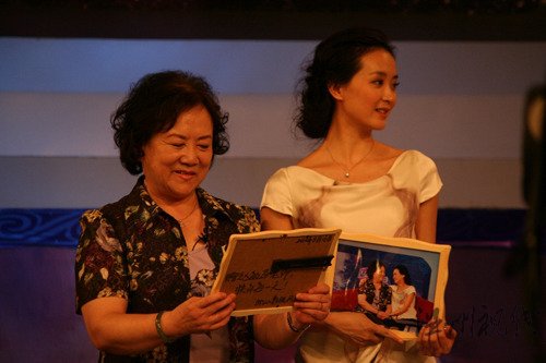 王艷與老佛爺趙敏芬