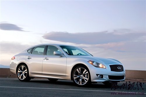 大號的G37 試駕2011款英菲尼迪-M37S 汽車之家