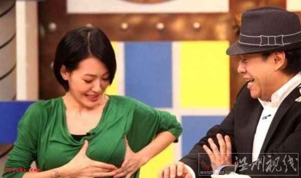 小s現場拋胸擠奶