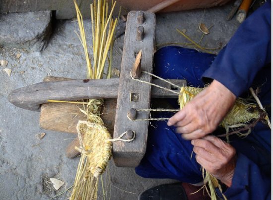 怎樣編草鞋