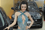 李穎芝長沙車展亮相 李穎芝鉆石小短裙照片遭ps