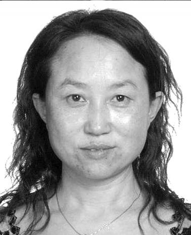 陜西房妹龔愛愛在山西省呂梁市興縣辦戶口所用照片