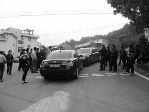 永嘉縣沙頭鎮(zhèn)霞川村諸永高速公路和S223省道三岔路口老虎坡