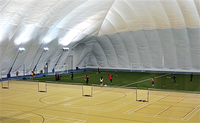 學(xué)校建防霾帳篷館