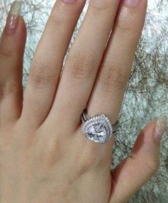 吳京謝楠結婚戒指曝光 吳京送謝楠價值千萬婚戒