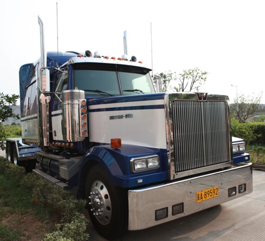 變形金剛擎天柱是什么車 原型是彼得比爾特389