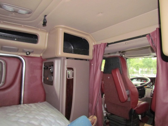 變形金剛擎天柱是什么車 原型是彼得比爾特389