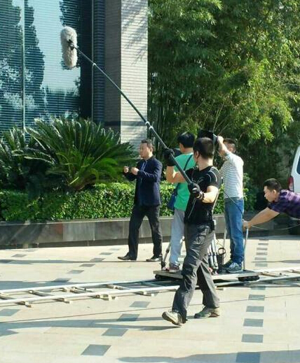 溫州兩家人開機 主演郭濤在溫州拍攝