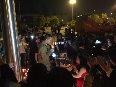 溫州甌海女生霸氣求婚男友