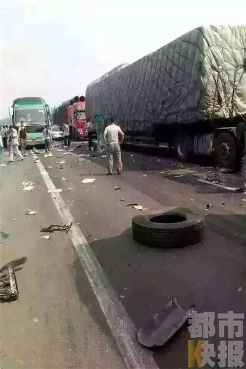 西禹高速8車連撞