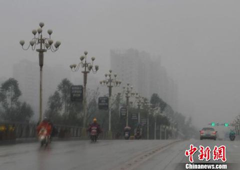 廣西大霧 3月16日廣西欽州強濃霧