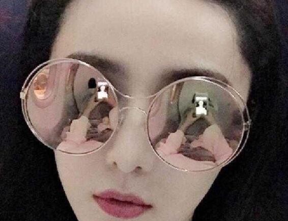 范冰冰白到發光