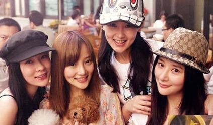 王寶強被曝姐弟戀