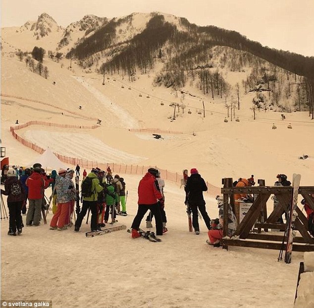 俄羅斯現橙色降雪