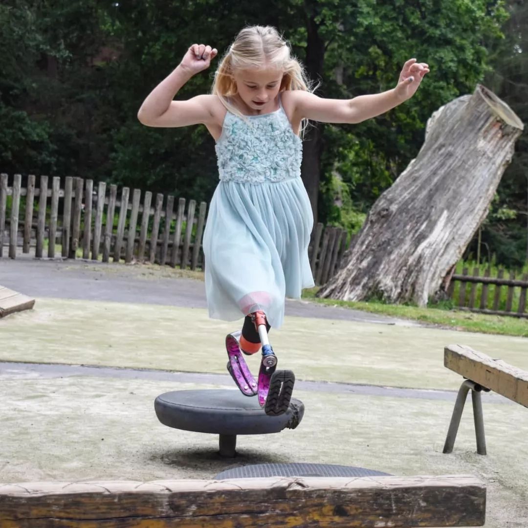 截肢仙女紅遍全球