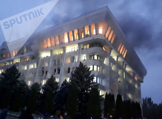 吉爾吉斯斯坦政局突變