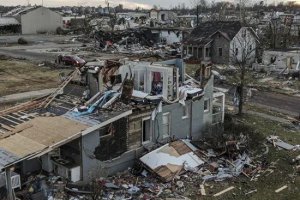 龍卷風將美國5個州的整個街區夷為平地