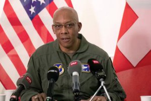 拜登任命空軍司令為美國最高將軍