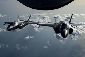 加拿大考慮采購美國制造F-35戰斗機