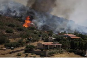 嚴(yán)重?zé)崂艘u擊南歐 希臘