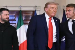 特朗普在麥克風前與馬克龍的對話在網上瘋傳