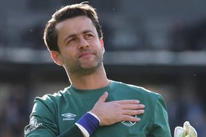 西漢姆聯(lián)隊(duì)重新簽下門將法比安斯基