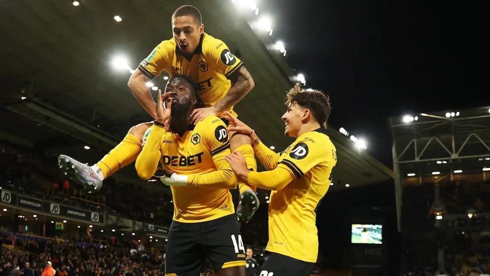 卡拉寶杯狼隊2-0埃弗頓