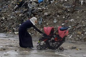 洪水淹沒加沙地帶巴