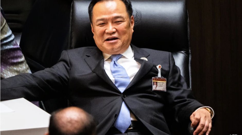 阿努廷&middot;查恩維拉庫爾于9月接任泰國總理